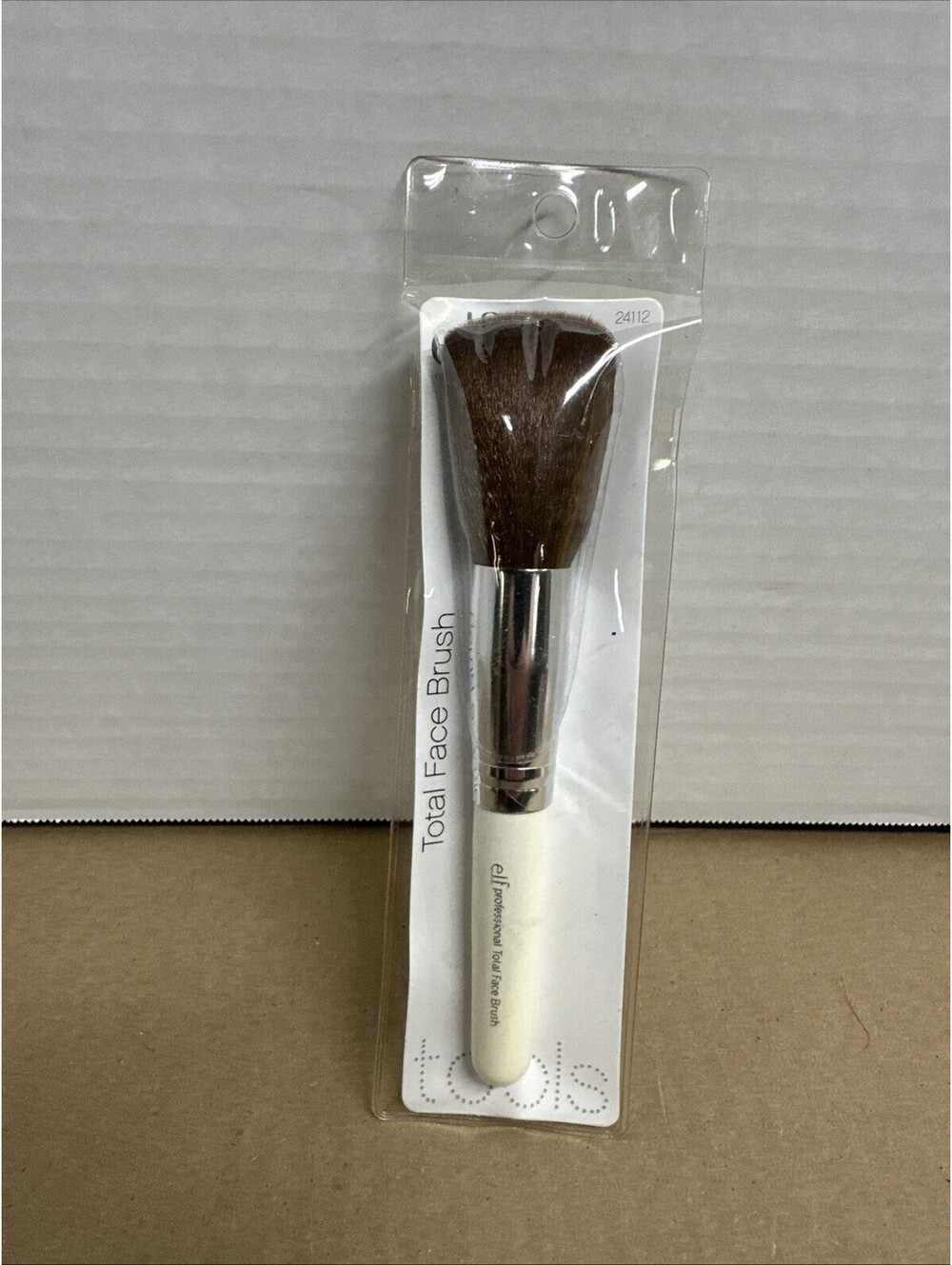e.l.f. Total Face Makeup Brush